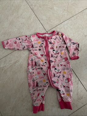 Moomin Characters Pink One Piece Long Sleeved Pajamas with Two Way Zipper 68 cm